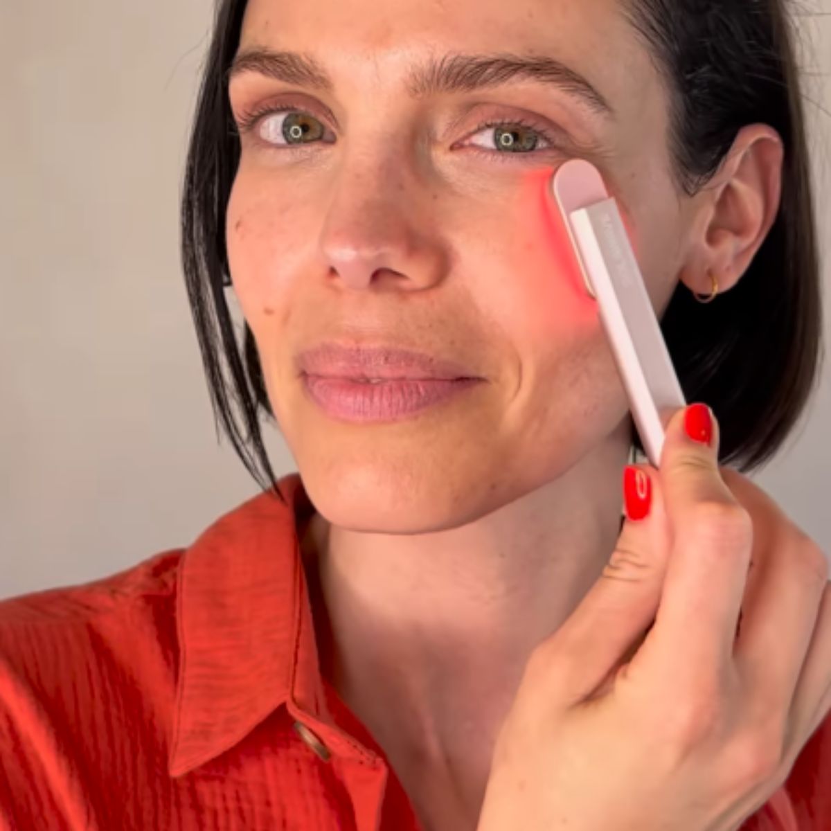 Red Light Therapy: Superior Dark Circle Treatment | Solawave